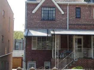 3158 31st St, Astoria, NY 11106