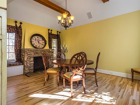 4th image of 2508 Beech Cliff Ln