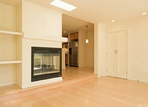 2nd image of 2341 21st Ave