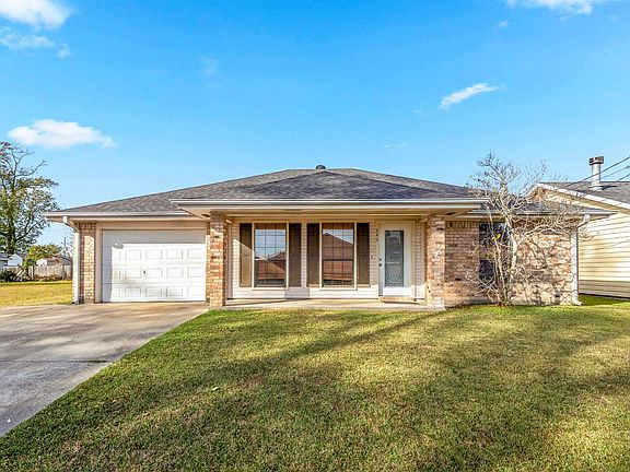 4th image of 242 Summerwood Dr