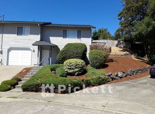 2641 Stephenson Ave APT B, Bremerton, WA 98310