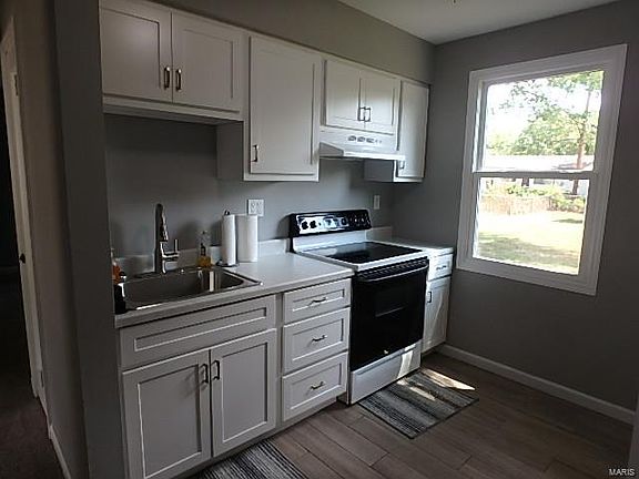 5th image of 31 McNulty Dr