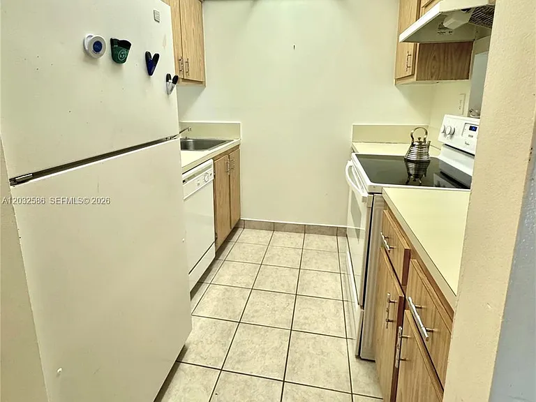5835 Washington St #52 — Photo 5