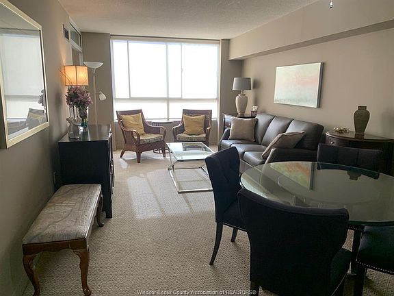 3rd image of 75 Riverside Dr W #1701