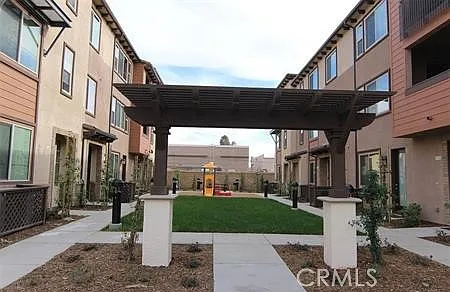 1330 Clementine Way #A — Photo 11