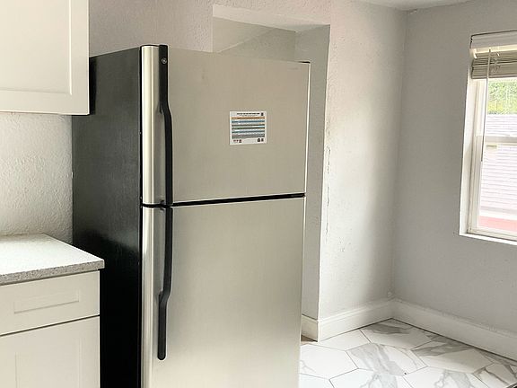 4th image of 1356 W 24th St #1
