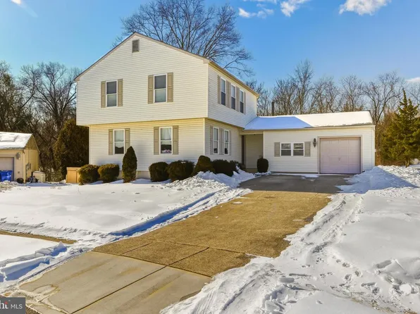 1724 Lee Ct, Turnersville, NJ 08012