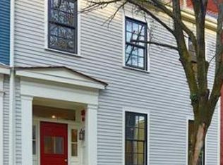 37 Washington St, Charlestown, MA 02129