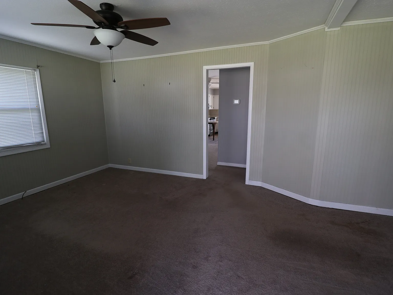 3 bed, 1200 sqft, $1,500 — Photo 4