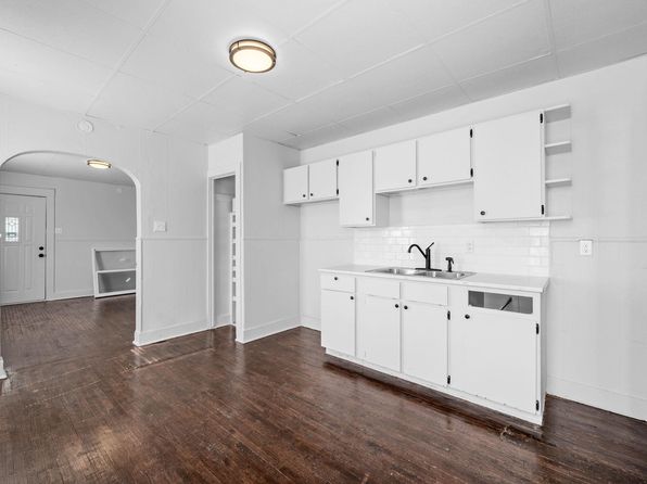 wichita-kansas-2067468872 picture