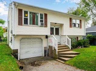 81 Petteys Ave, Providence, RI 02909