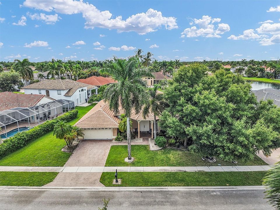 1st image of 20051 Ocean Key Dr