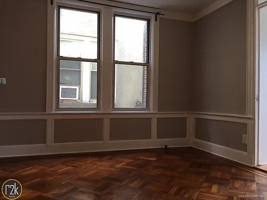 Rented by Realty 2000 Corp | media 16