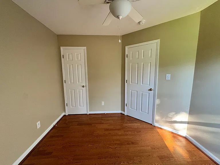 155 Lorraine Dr — Photo 13