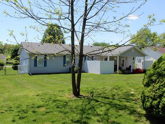 3rd image of 172 Manley Ave