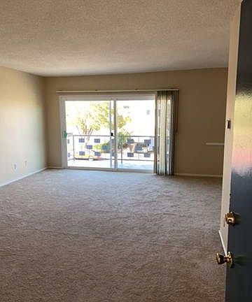 3rd image of 1224 12th St APT 5