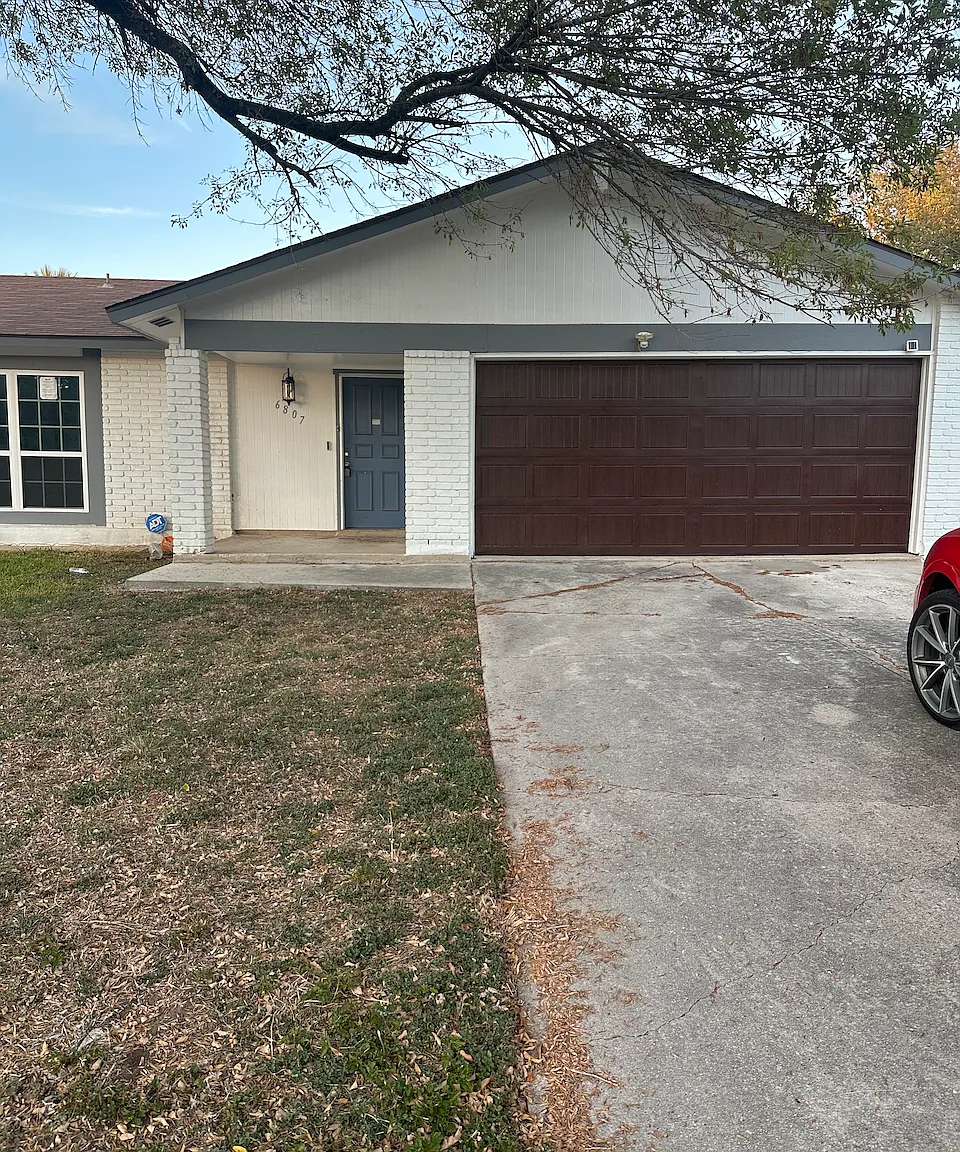 3 bed, 1502 sqft, $1,700 — Photo 1