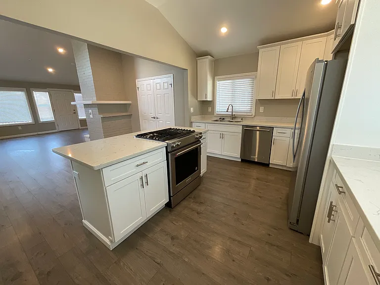 375 Brittain Ln — Photo 12