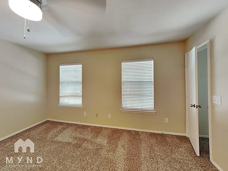 4812 Heather Glen Trl — Photo 7