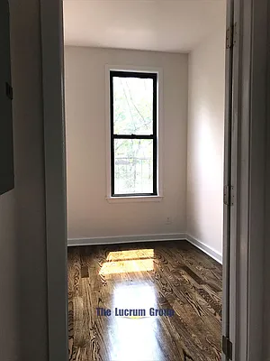 Rented by Lucrum Group | media 8