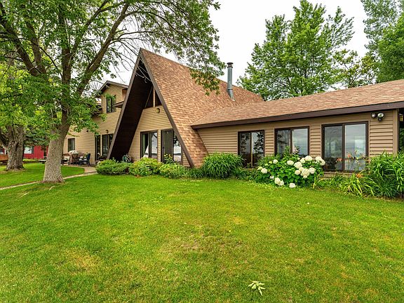 3rd image of 23793 Rokmar Rd