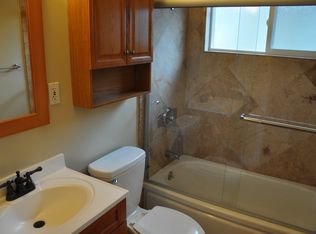 690 Coleman Ave APT 02, Menlo Park, CA 94025