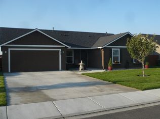 6707 Mission Ridge Dr, Pasco, WA 99301
