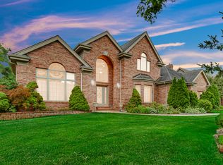 1528 Muirfield Dr, Dyer, IN 46311