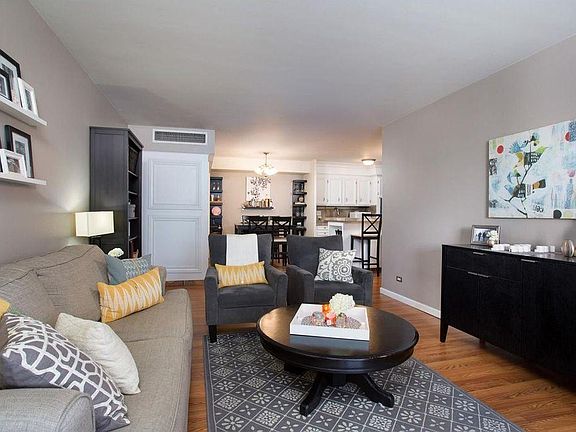 5th image of 790 N Washington St APT 907