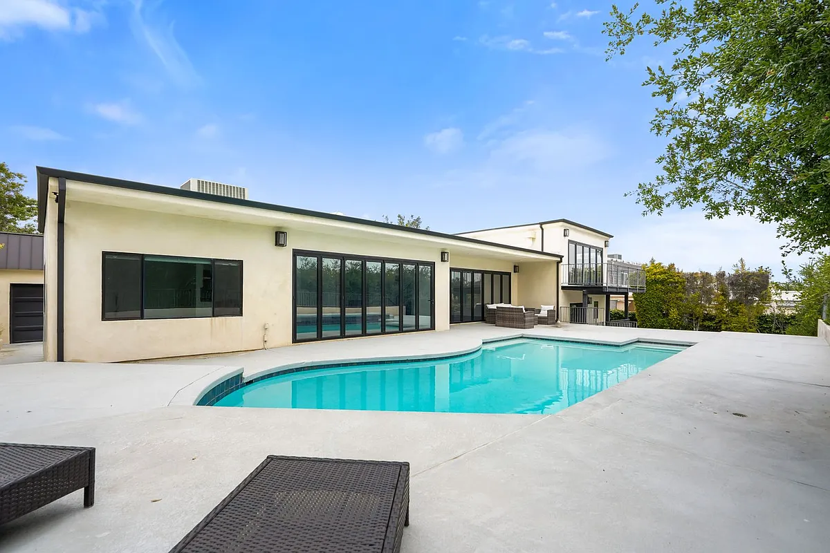 Building Photo - 3812 Westfall Dr