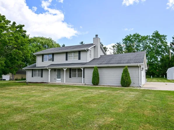 108 High Forest DRIVE, Cedarburg, WI 53012