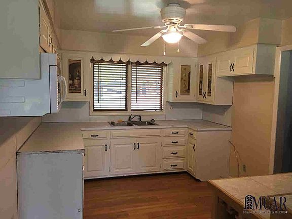 4th image of 2374 Sunnydale Dr
