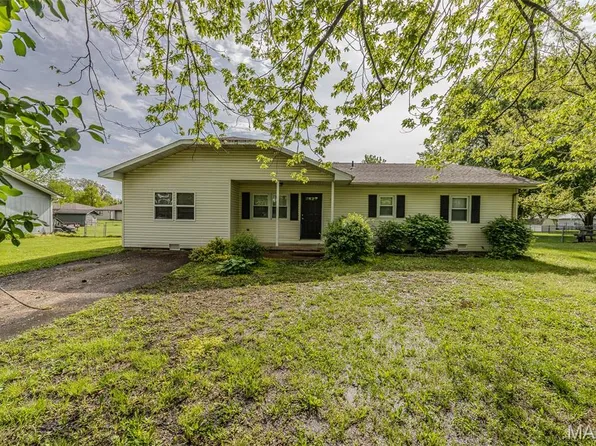 1500 Tekary St, Lebanon, MO 65536