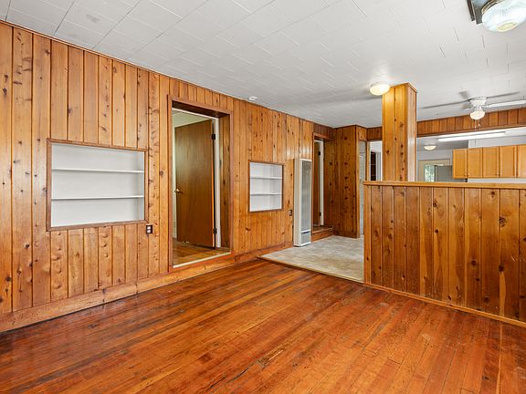 5th image of 315 1/2 W 20th St