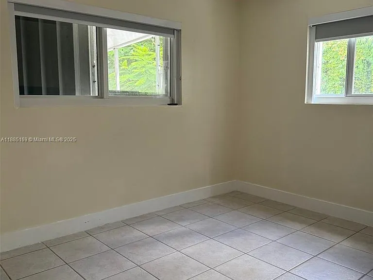 17255 SW 302nd St — Photo 6