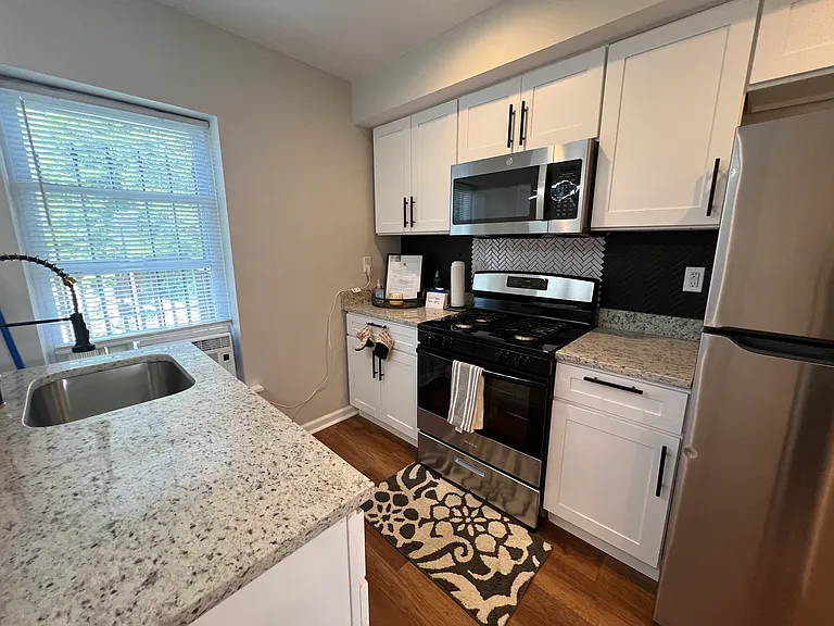 5301 Maple Ave — Photo 19
