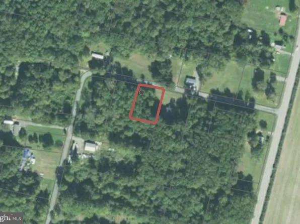 23741 L Rd, Chestertown, MD 21620