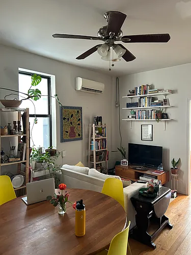 263 Nostrand Ave #2F Photo 1