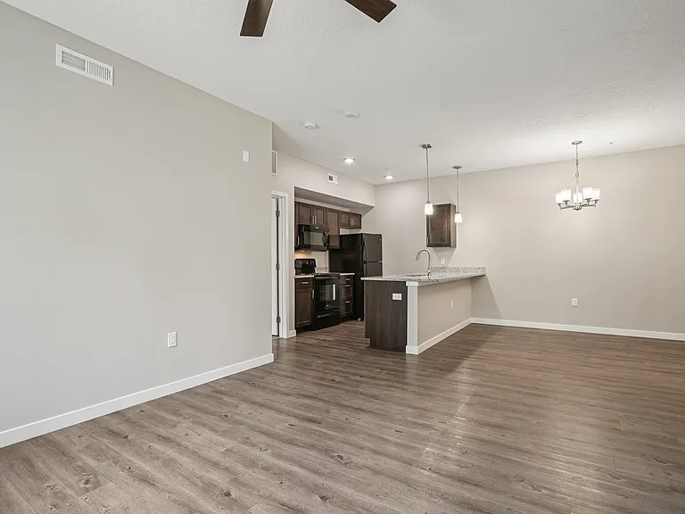 The Vue at Traverse Ridge — Photo 85