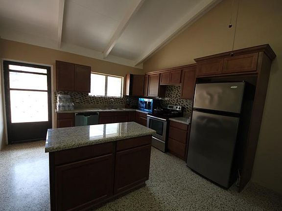 2nd image of 23 Union & Mt. Wash EA