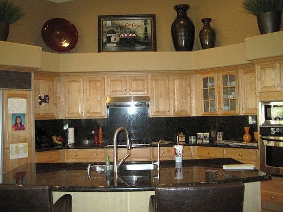 3rd image of 6280 W Corona Dr