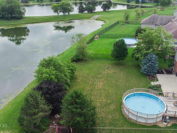 4th image of 2808 Foxwood Dr