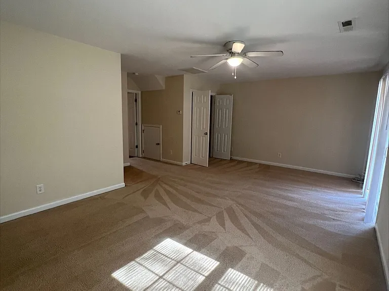 34 Ackland Dr — Photo 7