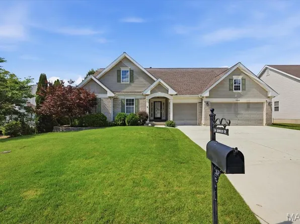 534 Ironwood Dr, O'Fallon, MO 63368