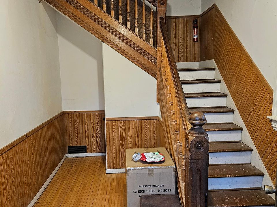 307 E Oxford St Duluth MN 55803 Apartments for Rent Zillow