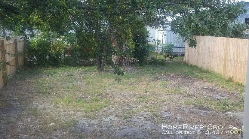 3 bed, 1198 sqft, $1,990 — Photo 4
