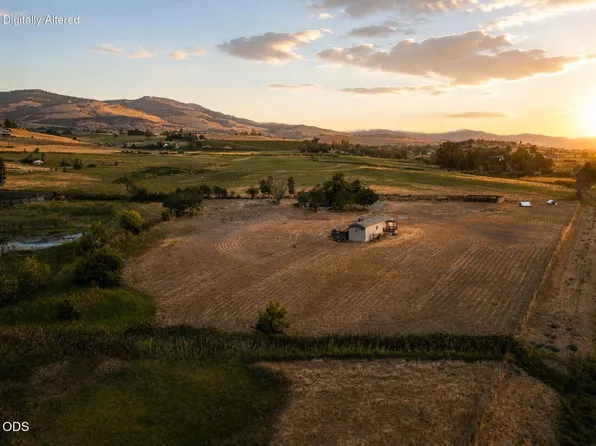 728 W Valley View Rd, Ashland, OR 97520