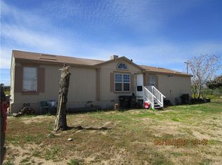 6201 Coyote Rd, Phelan, CA 92371