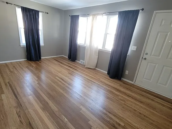 4156 S 61st Ave, Omaha, NE 68117