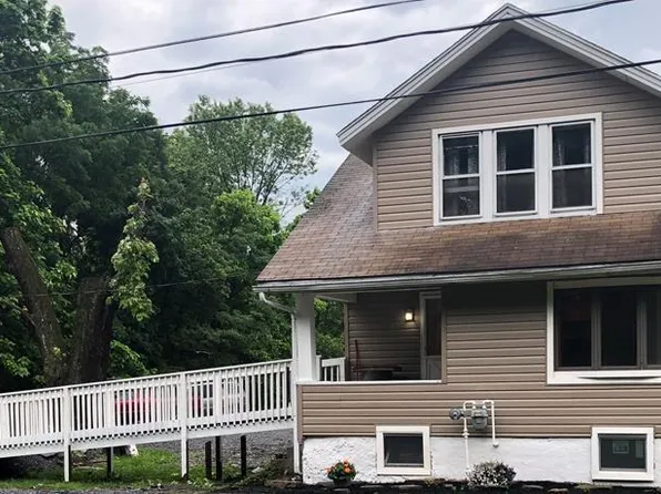 170 River Rd, Hollidaysburg, PA 16648